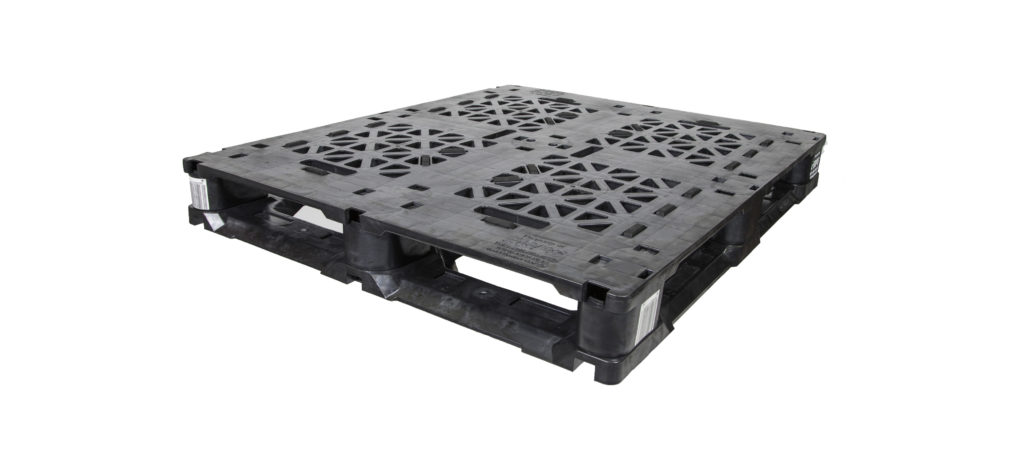 The iGPS plastic pallet allows companies to better follow supply chain trends.