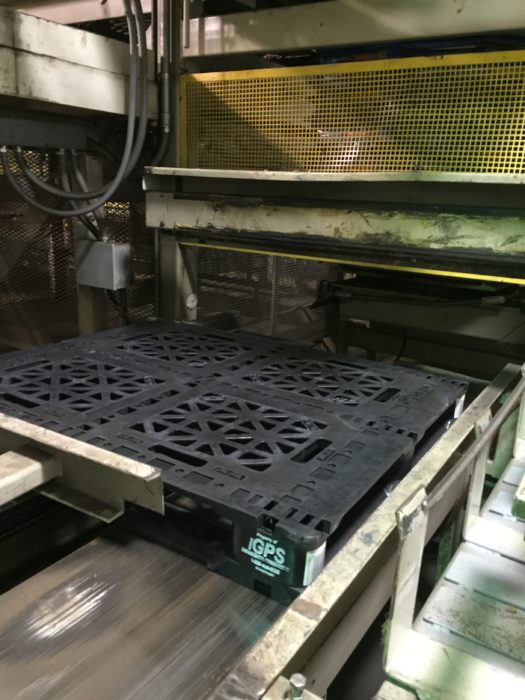 Using plastic pallets can help reduce dust