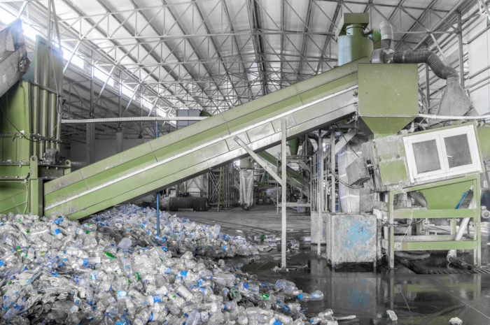 Circular economy logistics in action through recycling.