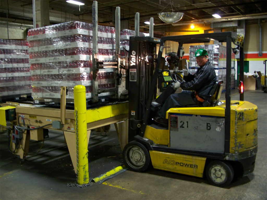 igps-pallets-forklift