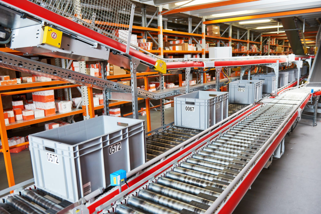 Conveyor shows warehouse automation trends at work